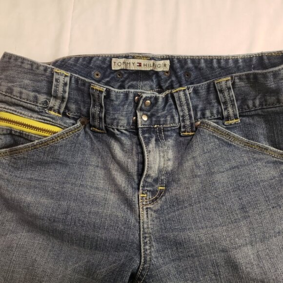 Women's Tommy Hilfiger Jeans Size 10 27.5'' Inseam Zip Details Hook Closure - Picture 3 of 8